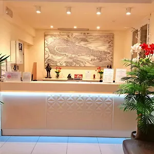 Otel Laguna